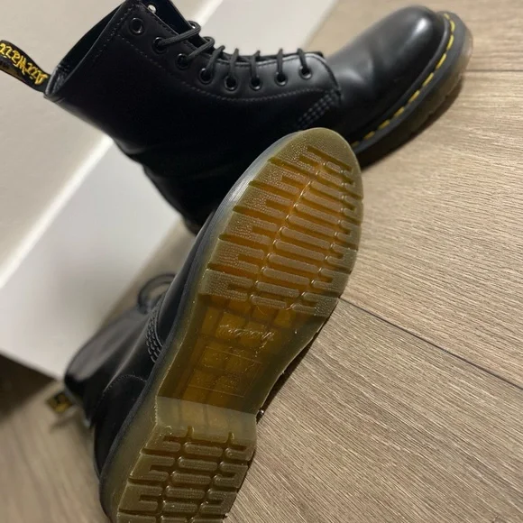 Dr.Martens - Picture 4 of 4